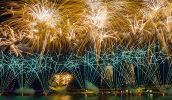 How To Photograph Fireworks: 9 Professional Photography Tips